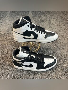 Jordan 1 Mid Split Shoes Women’s Size 10.5 Men’s 9 Black White DR0501-101 Nike